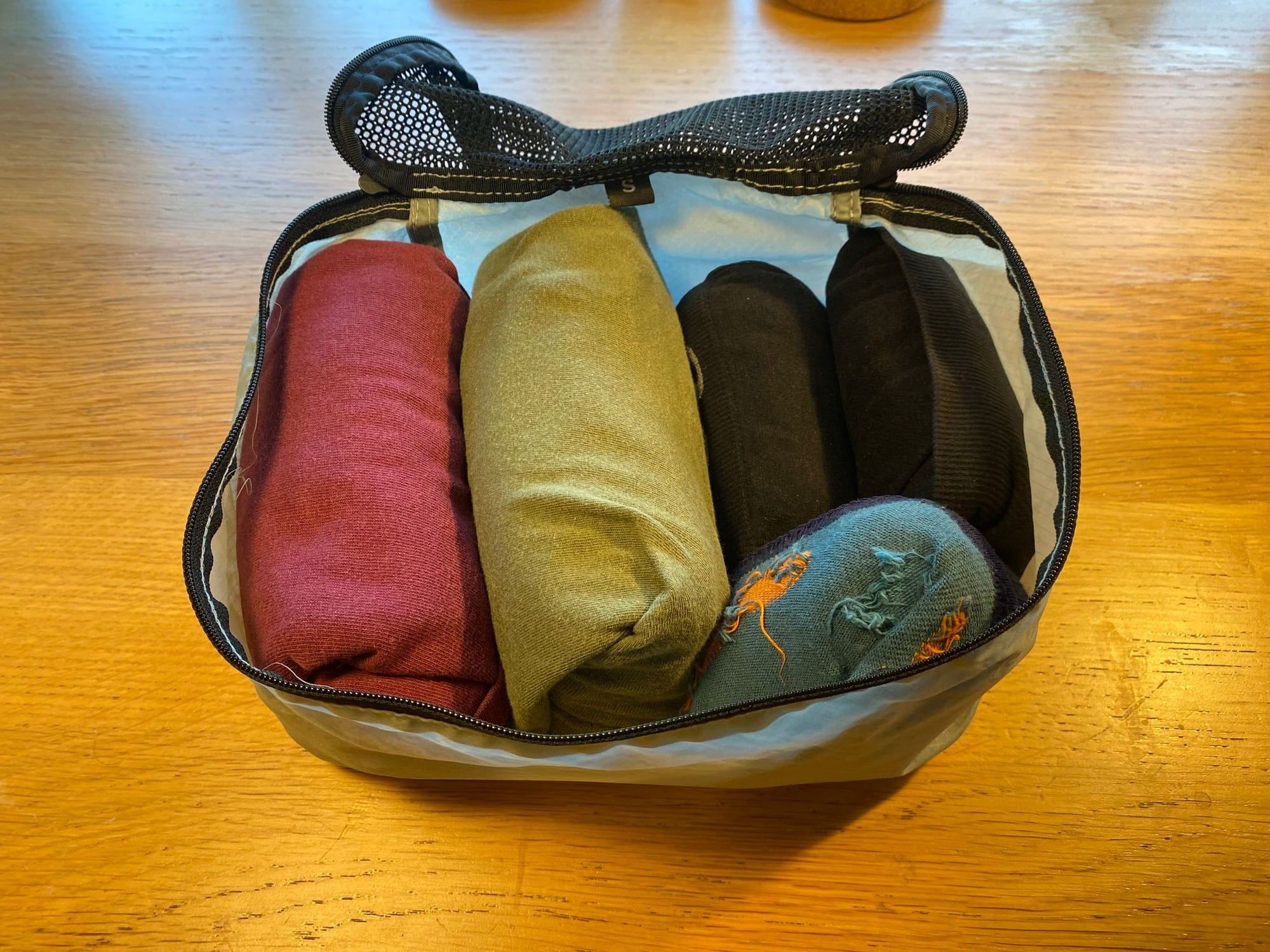 Minaal packing cubes, packed